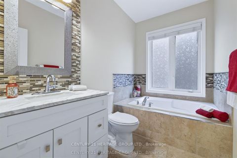Photo 19 at 136 Riveredge Drive, Keswick North, Georgina