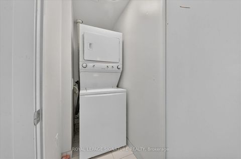 Photo 28 at 2112 - 66 Forest Manor Road, Henry Farm, Toronto