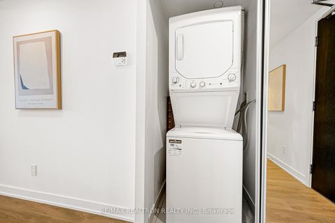 Photo 16 at 1409 - 18 Maitland Terrace, Yonge Corridor, Toronto
