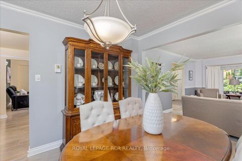 Photo 6 at 988 Krista Court, Leslie Valley, Newmarket