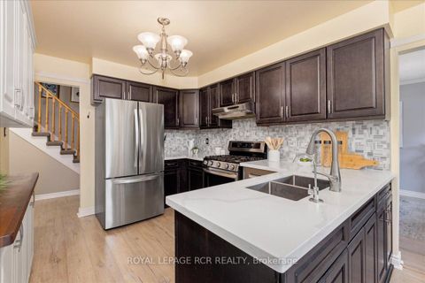 Photo 8 at 988 Krista Court, Leslie Valley, Newmarket