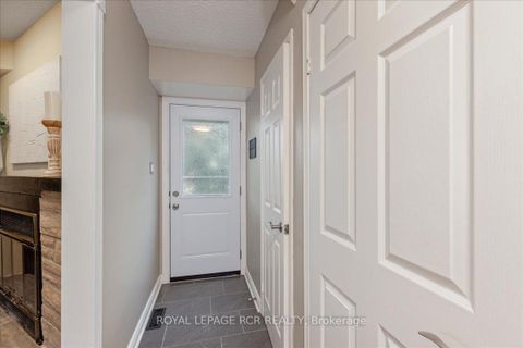 Photo 14 at 988 Krista Court, Leslie Valley, Newmarket