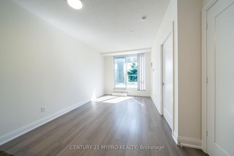 Photo 10 at 212 - 18 Graydon Hall Drive, Donalda, Toronto