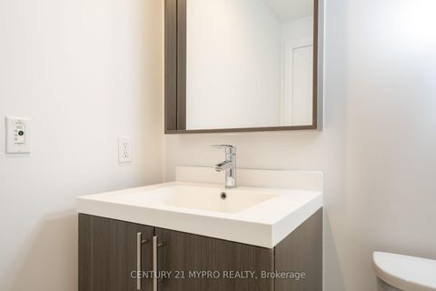Photo 13 at 212 - 18 Graydon Hall Drive, Donalda, Toronto