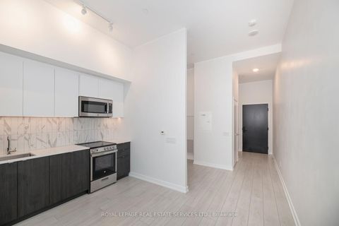 Photo 4 at 201 - 500 Dupont Street, Annex, Toronto