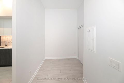 Photo 9 at 201 - 500 Dupont Street, Annex, Toronto