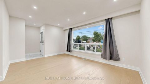 Photo 3 at 76 Fenside Drive, Donalda, Toronto