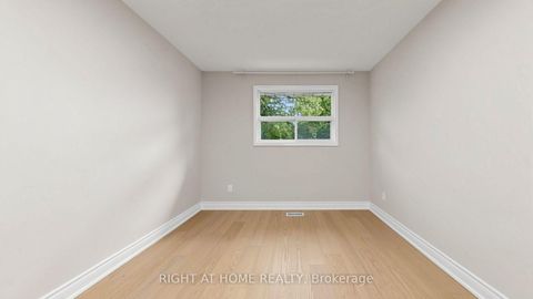 Photo 14 at 76 Fenside Drive, Donalda, Toronto