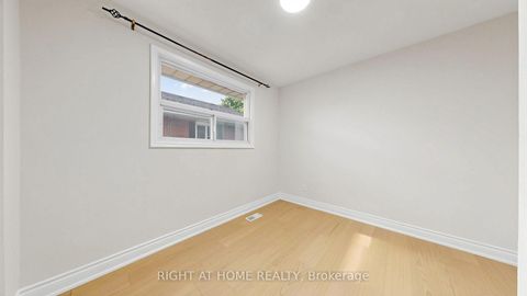 Photo 18 at 76 Fenside Drive, Donalda, Toronto