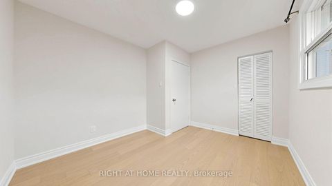 Photo 19 at 76 Fenside Drive, Donalda, Toronto