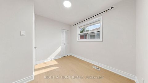Photo 20 at 76 Fenside Drive, Donalda, Toronto