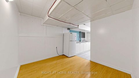 Photo 32 at 76 Fenside Drive, Donalda, Toronto