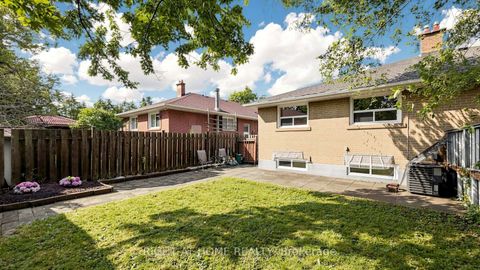 Photo 38 at 76 Fenside Drive, Donalda, Toronto