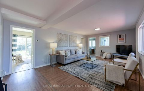 Photo 5 at 285 Kenwood Avenue, Keswick South, Georgina