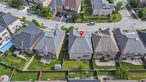 Photo 3 at 28 Brightside Avenue, Jefferson, Richmond Hill