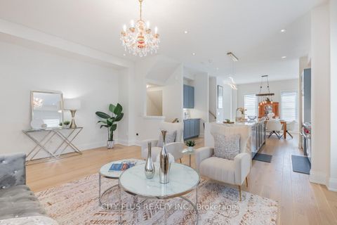 Photo 1 at 9398 Bayview Avenue, Observatory, Richmond Hill