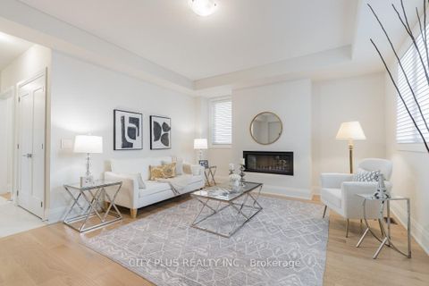 Photo 5 at 9398 Bayview Avenue, Observatory, Richmond Hill