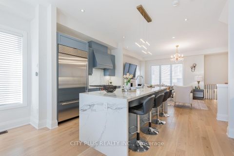 Photo 7 at 9398 Bayview Avenue, Observatory, Richmond Hill