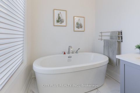 Photo 14 at 9398 Bayview Avenue, Observatory, Richmond Hill