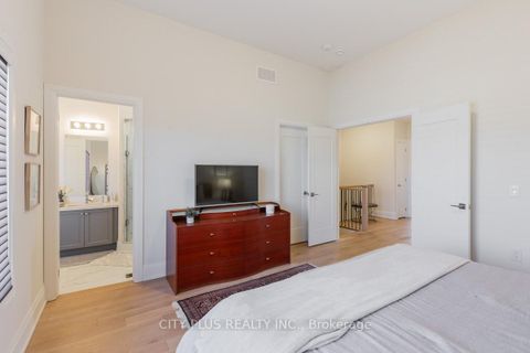 Photo 18 at 9398 Bayview Avenue, Observatory, Richmond Hill