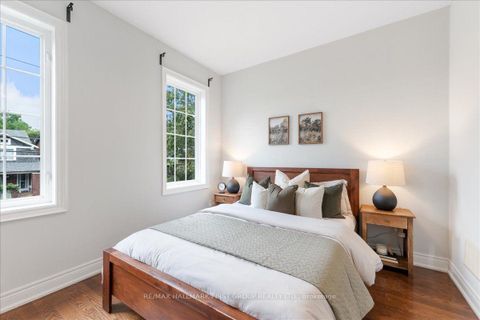 Photo 13 at 53F Dentonia Park Avenue, Crescent Town, Toronto