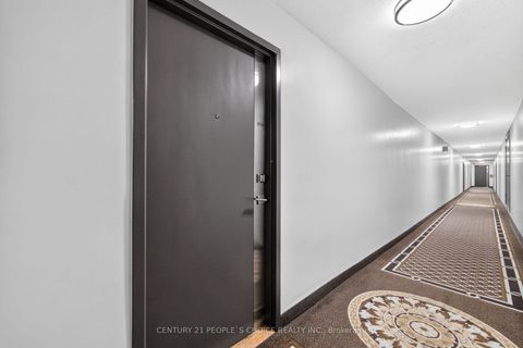 Photo 3 at 814 - 2825 Islington Avenue, Humber Summit, Toronto