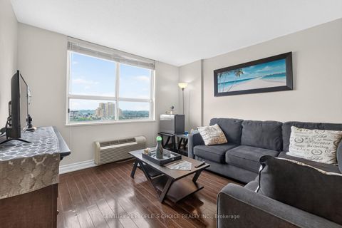 Photo 8 at 814 - 2825 Islington Avenue, Humber Summit, Toronto
