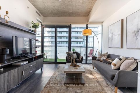 Photo 8 at 1601 - 185 Roehampton Avenue S, Mount Pleasant West, Toronto