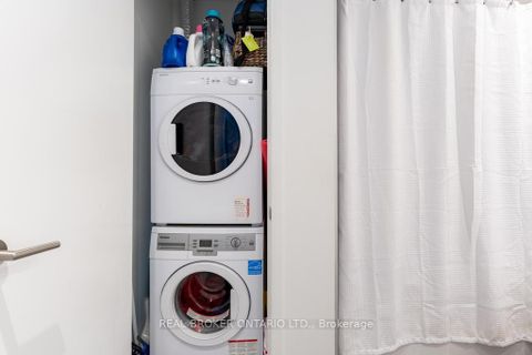 Photo 20 at 1601 - 185 Roehampton Avenue S, Mount Pleasant West, Toronto