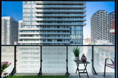 Photo 23 at 1601 - 185 Roehampton Avenue S, Mount Pleasant West, Toronto