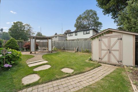 Photo 24 at 970 Timmins Gardens, West Shore, Pickering