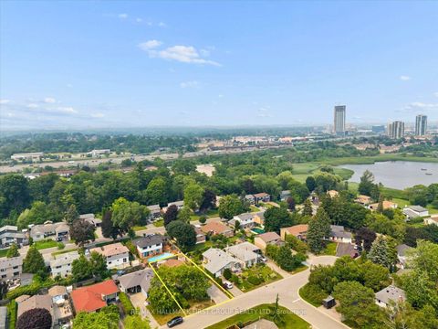 Photo 30 at 970 Timmins Gardens, West Shore, Pickering