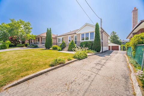 Photo 2 at 295 Falstaff Avenue, Maple Leaf, Toronto