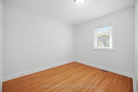Photo 15 at 295 Falstaff Avenue, Maple Leaf, Toronto