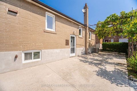 Photo 34 at 295 Falstaff Avenue, Maple Leaf, Toronto