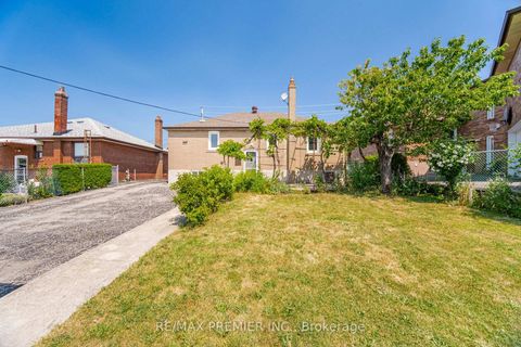 Photo 40 at 295 Falstaff Avenue, Maple Leaf, Toronto