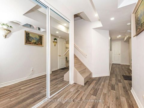 Photo 29 at 32 Stonebriar Drive, Maple, Vaughan