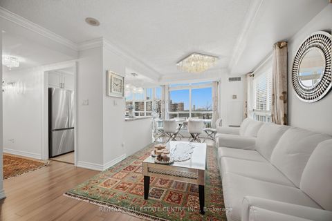 Photo 9 at 718 - 1470 Midland Avenue, Dorset Park, Toronto