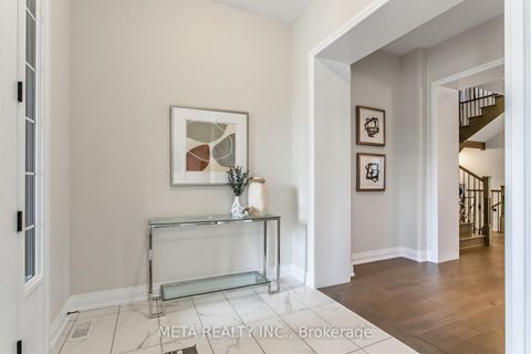 Photo 2 at 56 Klees Crescent, Aurora Highlands, Aurora