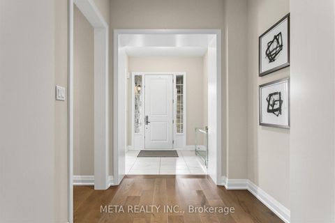 Photo 3 at 56 Klees Crescent, Aurora Highlands, Aurora