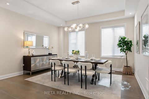 Photo 5 at 56 Klees Crescent, Aurora Highlands, Aurora