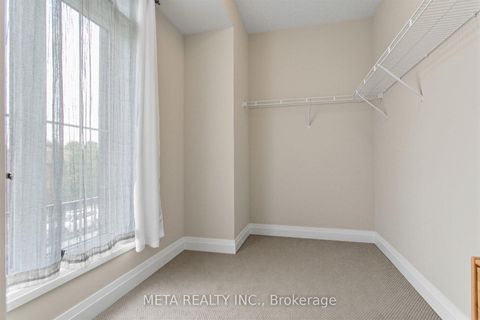 Photo 36 at 56 Klees Crescent, Aurora Highlands, Aurora