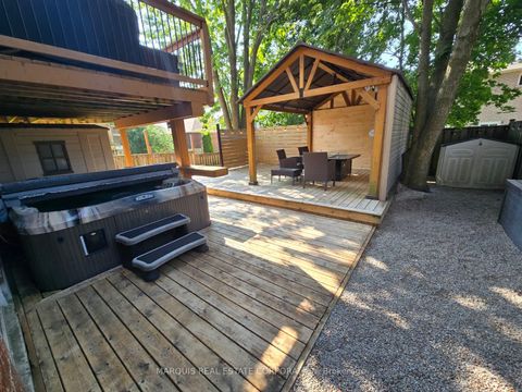 Photo 9 at 198 Forsyth Road, London, Newmarket