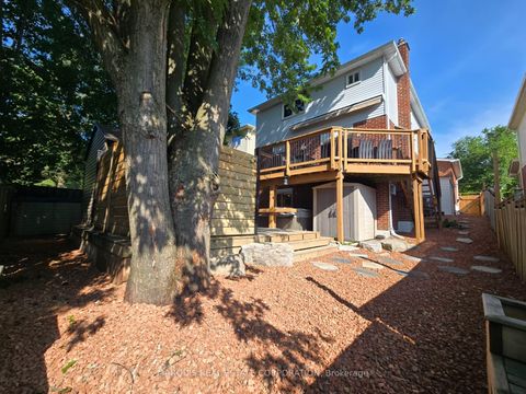 Photo 11 at 198 Forsyth Road, London, Newmarket