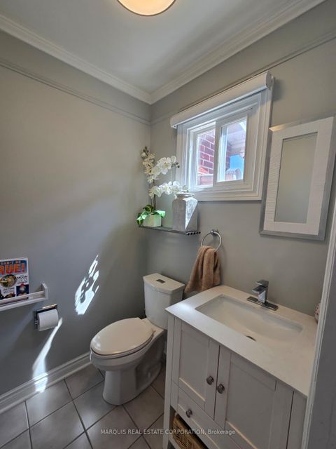Photo 15 at 198 Forsyth Road, London, Newmarket