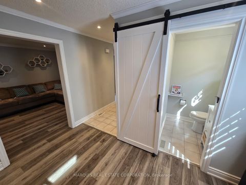 Photo 16 at 198 Forsyth Road, London, Newmarket