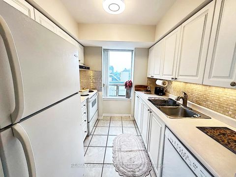 Photo 17 at 906 - 155 Beecroft Road, Westgate, Toronto
