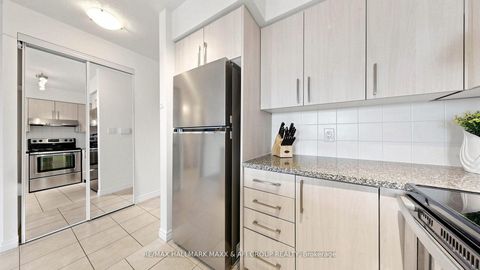 Photo 15 at 1122 - 35 Hollywood Avenue, Willowdale East, Toronto