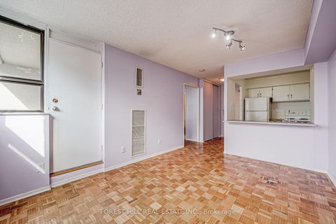 Photo 10 at 728 - 60 St. Patrick Street, Chinatown, Toronto