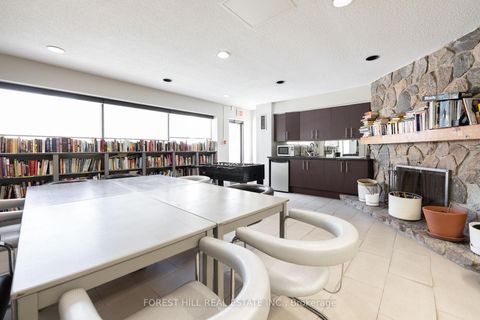 Photo 27 at 728 - 60 St. Patrick Street, Chinatown, Toronto